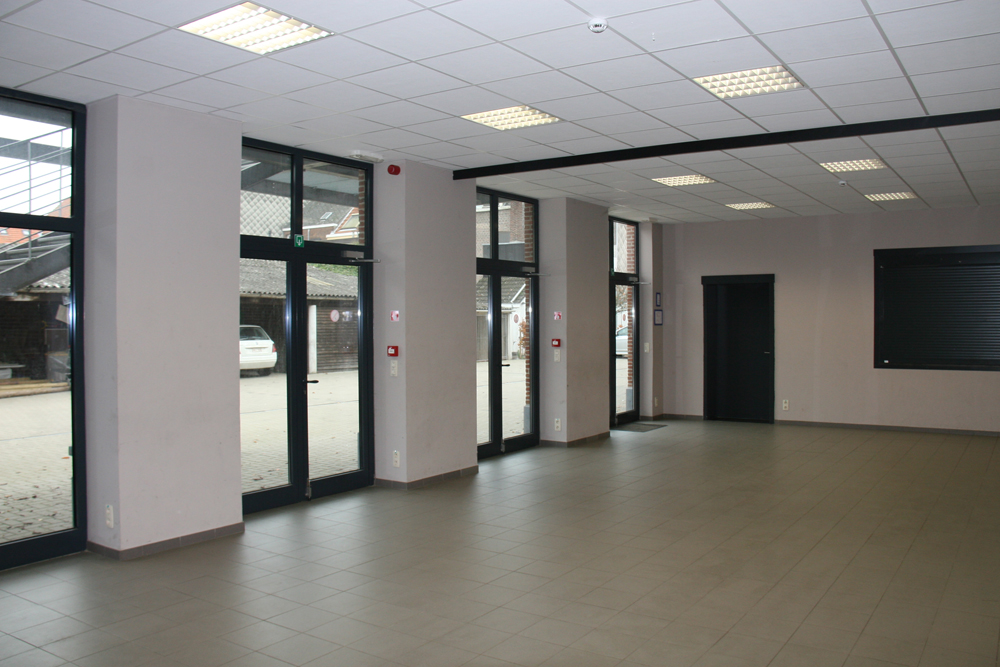 feestzaal-buitenzicht