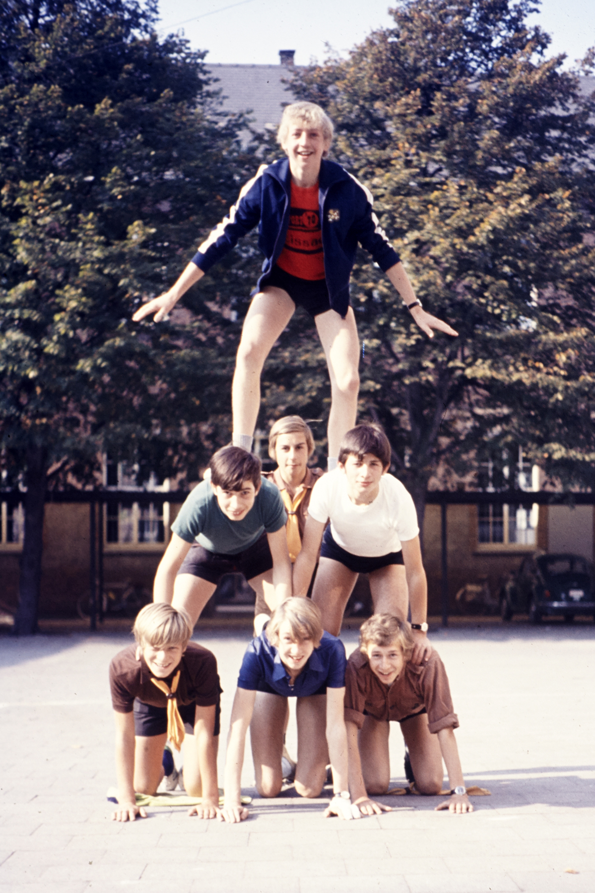 MJ0101_1971-75_foto_1.jpg