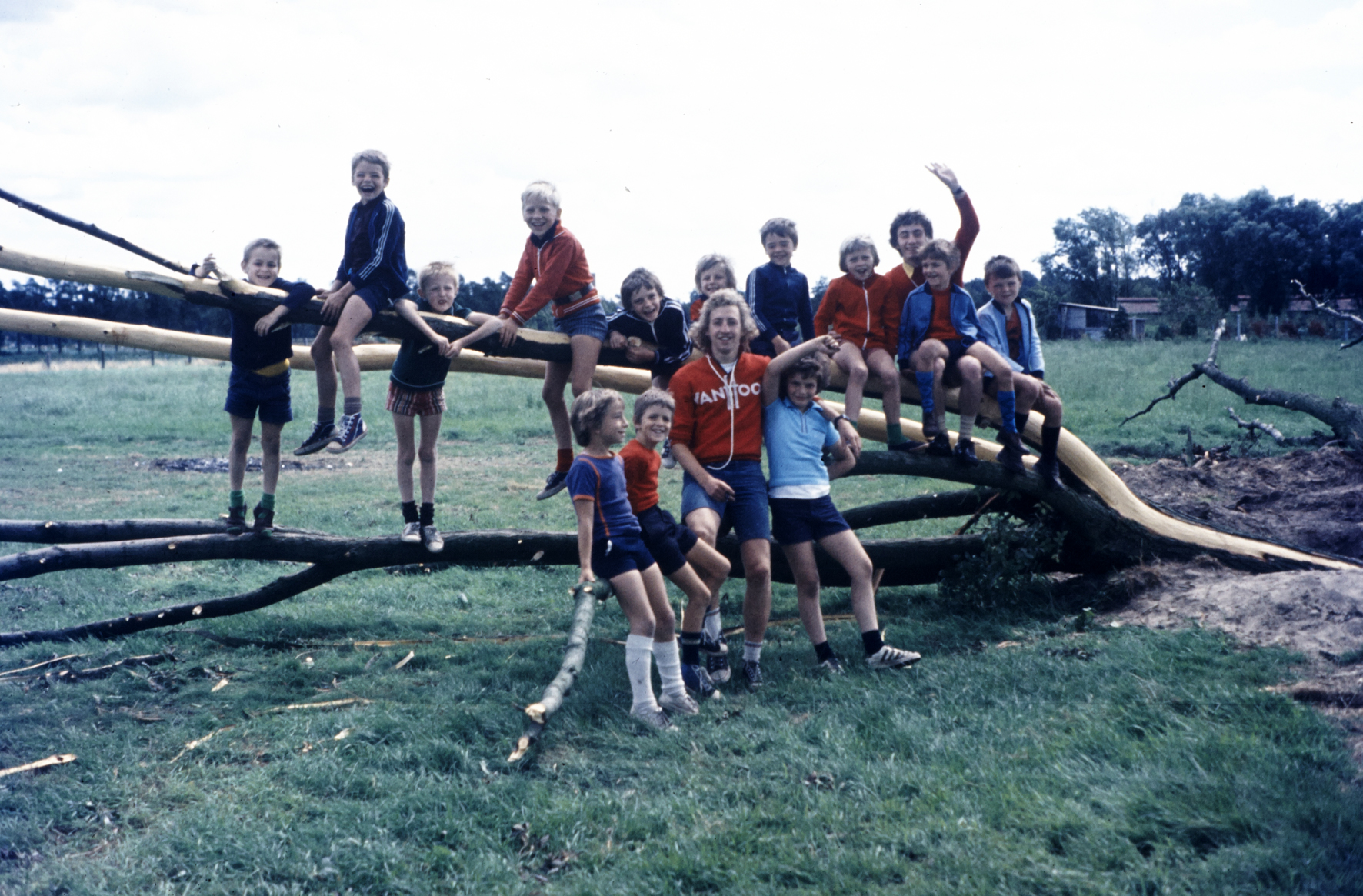MJ0101_1975_Foto_90.jpg