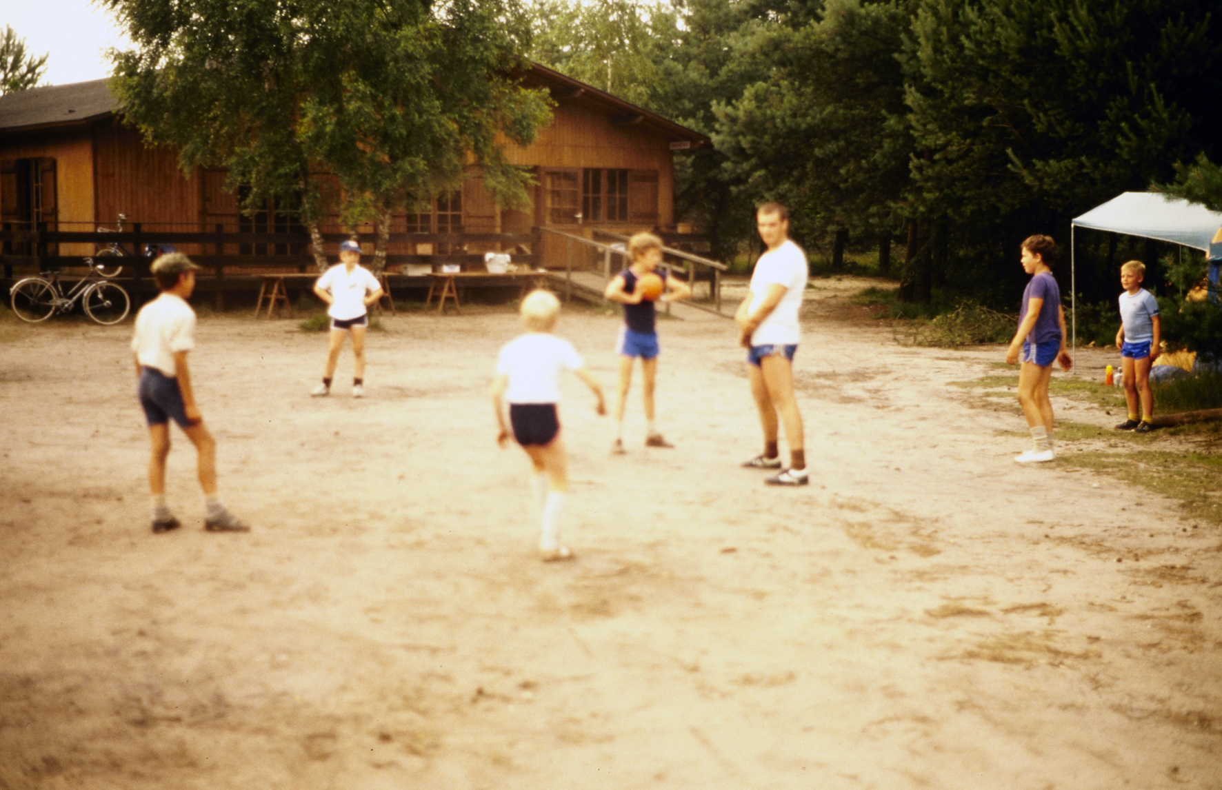 MJ0101_1984_Foto_6.jpg