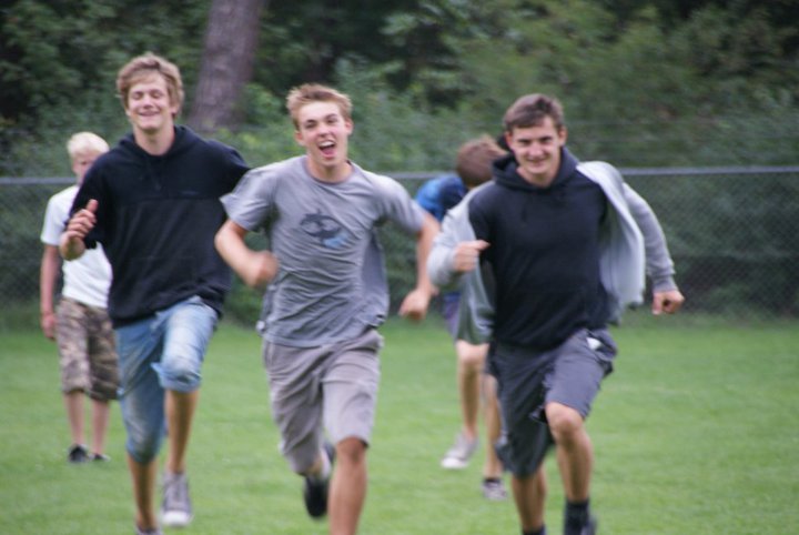 40262_151630918183703_1482117_n.jpg