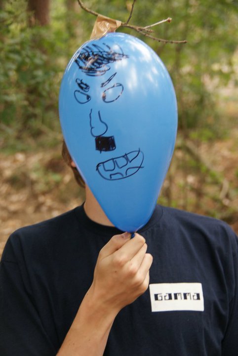 39507_151635804849881_1837321_n.jpg